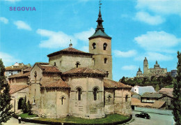 ESPAGNE - Segovia - église De Saint Millan - Au Fond La Cathédrale - Vue Générale - Carte Postale - Segovia