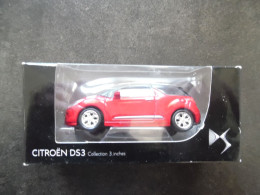 DS3 2010 ROUGE TOIT DAMIER NOIR ET BLANC   64eme NOREV - Norev