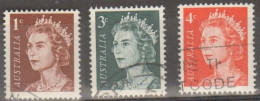 Australia U 1966 Queen Elisabeth II 3  Val Fu - Usati