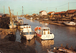 17  LA TREMBLADE Le Chenal      (Scan R/V) N°   30   \MR8074 - La Tremblade