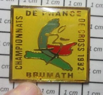 1818B Pin's Pins / Beau Et Rare / ATHLETISME / BRUMATH CHAMPIONNATS DE FRANCE DE CROSS 1992 BAS-RHIN - Atletiek