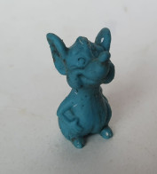 FIGURINE PUBLICITAIRE ESSO 1971 - En Gomme Ou Mousse De Plastique - DISNEY ARISTOCHATS - HIT CAT Bleu Type Glups - Disney