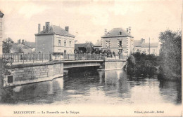 BAZANCOURT - La Passerelle Sur La Suippe - Très Bon état - Bazancourt