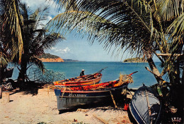 97 MARTINIQUE   SAINTE MARIE  Barques De Pêche  (Scan R/V) N°  20   \PB1109 - La Trinite