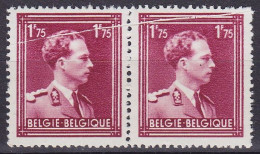 Belgique - Paire N°832 ** 1f75 Léopold III Col Ouvert - Curiosité: Pli Accordéon - Andere & Zonder Classificatie