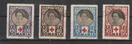 1945 - Croix Rouge/Reine Elena Mi No 827/830 - Used Stamps