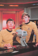 STAR  TREK Walter Koenig Dans Le Rôle De Pavel Chekov Et SULU Carte Vierge  105 121 (scan Recto-verso) OO 0992 - TV Series