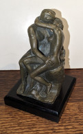 Statuette Reproduction En Bronze "le Baiser De Rodin" - Brons