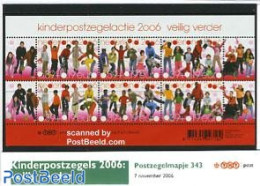 Netherlands 2006 Child Welfare, Presentation Pack 343, Mint NH, Sport - Various - Cycling - Toys & Children's Games - Ongebruikt