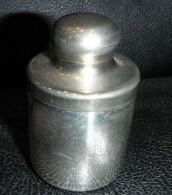 * Petit Pot (Fiole) En Métal Argenté - Style: Pharmacie Poinçon : Fatto A Mani - CASSETT - Silver Plated - Argenterie