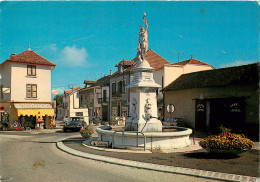 LES ABRETS Place De La République (scan Recto-verso) QQ 1101 - Les Abrets