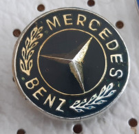 MERCEDES Car Logo Vintage Pin Diameter 15mm - Mercedes