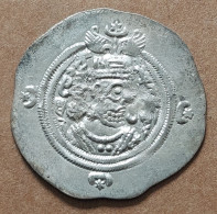 SASANIAN KINGS. Khosrau II. 591-628 AD. AR Silver  Drachm  Year 37 Mint Shiraz - Orientales
