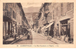 ALBERTVILLE - La Rue Gambetta Et L'Eglise - Très Bon état - Albertville