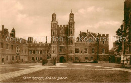 73839153 Eton  Berkshire UK Eton College School Yard  - Sonstige & Ohne Zuordnung