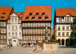 72958312 Hildesheim Marktplatz Und Gildehaus Fachwerkhaeuser Historische Gebaeud - Hildesheim