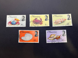 11-5-2024 (stamp)  Shell / Seashell - Coquillage - Mauritius / Ile Maurice (5 Values) - Crustacés