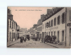 LANDIVISIAU : La Rue Neuve, L'Hôtel Dubois - Très Bon état - Landivisiau