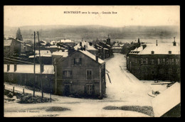 55 - MONTMEDY - GRANDE RUE SOUS LA NEIGE - EDITEUR COURVOUX - Montmedy