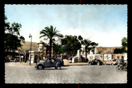 ALGERIE - BONE - PLACE MARCHIS - 2 CV CITROEN - Annaba (Bône)