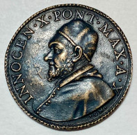 POPE INNOCENT X Bronze PAPAL MEDAL Mid-19th Century Uniface Cast Restrike - Monarquía/ Nobleza