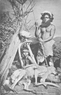 CPA AUSTRALIE / AUSTRALIAN ABORIGINAL WITH KANGAROO - Autres & Non Classés