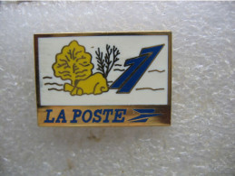 Pin's De La Poste Du Département 77 - Post