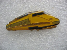 Pin's D'un TGV De Couleur Jaune - TGV