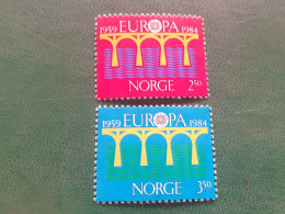 TIMBRES   NORVEGE  ANNEE  1984    N  860  /  861     NEUFS  LUXE** - Neufs