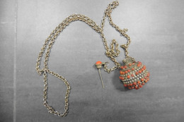 Collier Ancien Tibétain Chaîne Métal Argenté Flacon Parfum Perles Corail Tibet - Volksschmuck