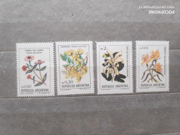 Argentina	Flowers (F97) - Unused Stamps