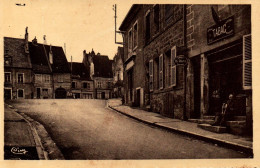 Marnay - Grande Rue Et Place De L'hôtel De Ville - Marnay