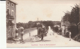 Carte Postale CPA Vauvillers (70) Route De Mailleroncourt Petite Animation - Vauvillers