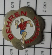 2120 Pin's Pins / Beau Et Rare / SPORTS / CLUB HANDBALL Behren-Lès-Forbach MOSELLE - Basketbal