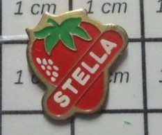 1818b Pin's Pins / Beau Et Rare / ALIMENTATION / FRAISE STELLA - Food