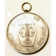 Médaille Argent Société Royale De Musique Fondée En 1828 - Professionnels / De Société