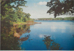 176 - Middle Lake Showing Brickeen Bridge, Killarney - Kerry