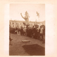 Athlétisme - Photo Ancienne Albuminée - Saut En Longueur - Caserne Militaire ? - 9x9cm - Leichtathletik