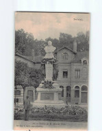 NOISIEL : Statue De M. Menier Père - état - Noisiel