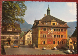 Schwyz - Rathaus / Auto - Schwytz