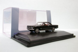 Oxford - CHEVROLET CORVAIR COUPE 1963 Noir Voiture US Neuf HO 1/87 - Road Vehicles