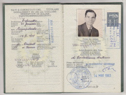 Passaporto Residente In Tunisia Marca Consolare Gratuita Concessione Gratuita Del Passaporto 14 Mai 1963 Tunis - Steuermarken