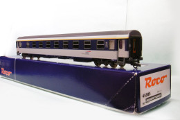 Roco - VOITURE CORAIL SNCF A9c9ux Couchettes 1ère Classe Réf. 45385 BO HO 1/87 - Passenger Trains