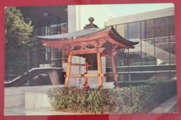 Uncirculated Postcard - USA - NY, NEW YORK CITY - UNITED NATIONS, PEACE BELL, THE GIFT OF THE U.N. ASS. OF JAPAN - Lugares Y Plazas