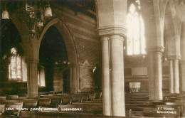 Sunningdale Holy Trinity Church Interior Photo Postcard F. C. Hodder - Andere & Zonder Classificatie