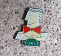 Pin's - Bienvenue Badoit - Boissons