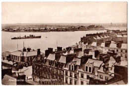 Irland, Cobh (Queenstown) With Hawlbowline Island And Warship, Unused Postcard - Cartas & Documentos