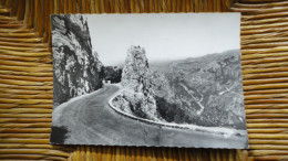 Les Gorges Du Verdon , La Route Au Cirque De Vaumale "" Beau Timbre "" - Provence-Alpes-Côte D'Azur