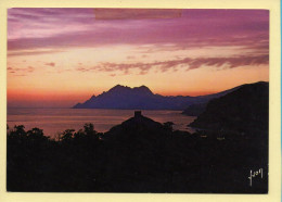 Coucher De Soleil : Crépuscule Sur Le Golfe / Porto / Corse / Couleurs Et Lumière De France (voir Scan Recto/verso) - Contre La Lumière