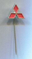 MITSUBISHI - Car Auto Automotive, Vintage Pin Badge Abzeichen - Mitsubishi